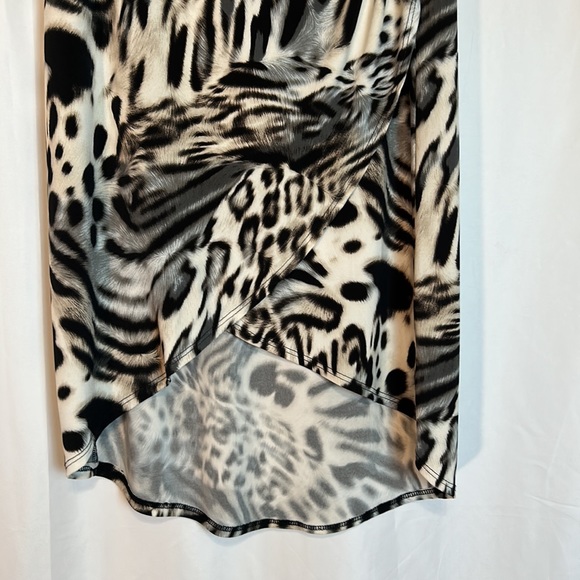 Long animal, print skirt bye Sunny Leigh size large. - Picture 6 of 6